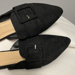 Wild Diva Lounge Black Faux Suede Buckle Mule, Women size 8, Slip-On